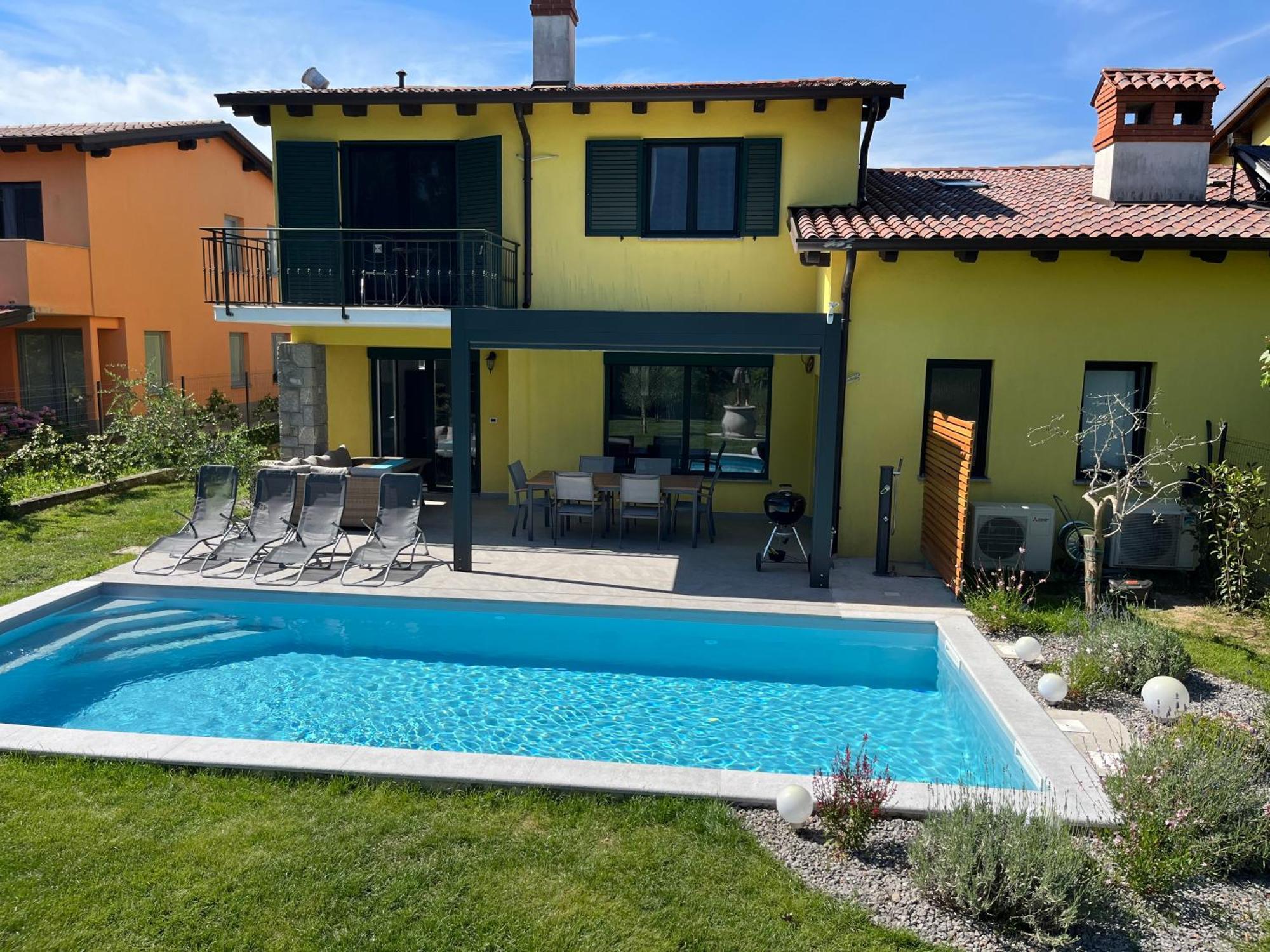 Holiday House Oljka Kobdilj Екстер'єр фото